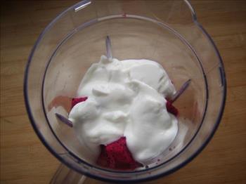 火龙果酸奶棒冰的做法图解4