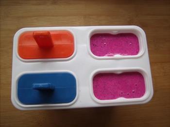 火龙果酸奶棒冰的做法步骤7