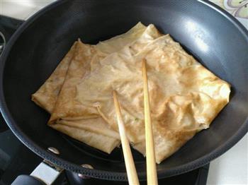 凉拌豆腐锅巴的做法步骤2