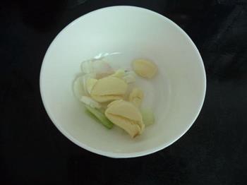 广式经典菜-白切鸡的做法步骤2