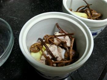 茶树菇炖排骨的做法图解6