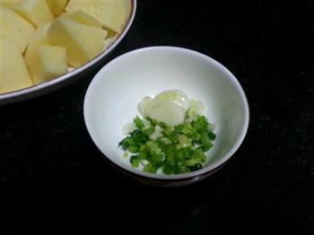红烧土豆的做法步骤3