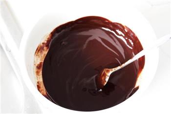 浓情黑巧克力华夫饼的做法步骤2