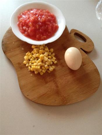 开胃食谱小猫咪西红柿玉米蛋包饭的做法步骤1