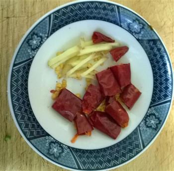 香干韭菜苔炒肉末的做法图解2