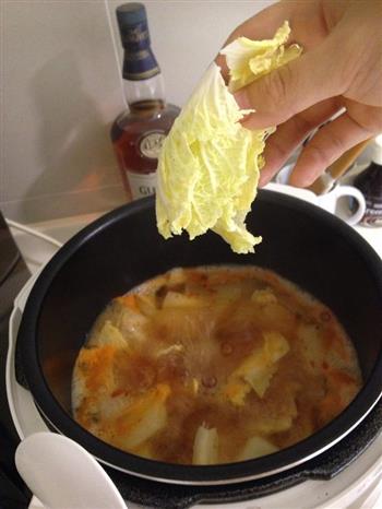 辣白菜冬瓜海鲜汤的做法步骤4