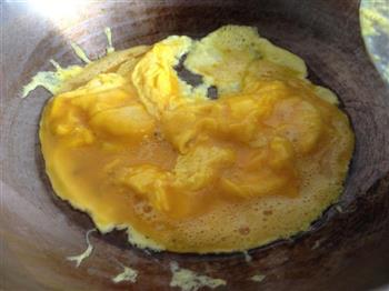 凉拌西瓜皮、翡翠炒鸡蛋的做法步骤7