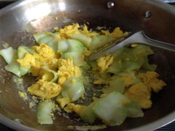 凉拌西瓜皮、翡翠炒鸡蛋的做法步骤8