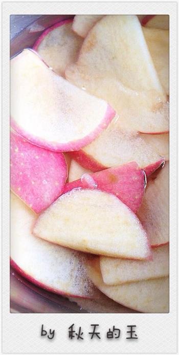 香脆的烤苹果片的做法步骤2