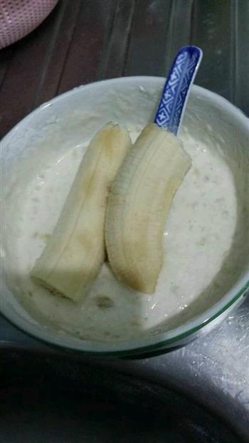 香蕉糯米煎饼的做法步骤2