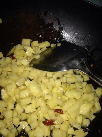 尖椒土豆丁—下饭菜的做法步骤5