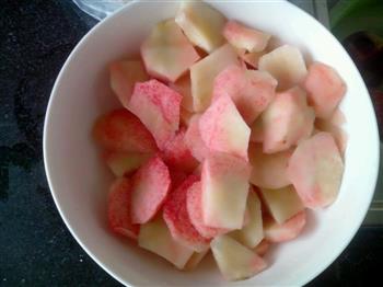 糖水桃子的做法步骤2