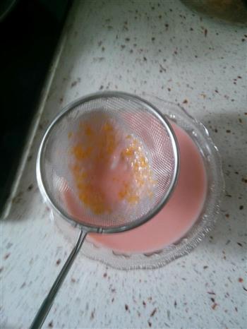 粉红鸡蛋布丁的做法步骤5
