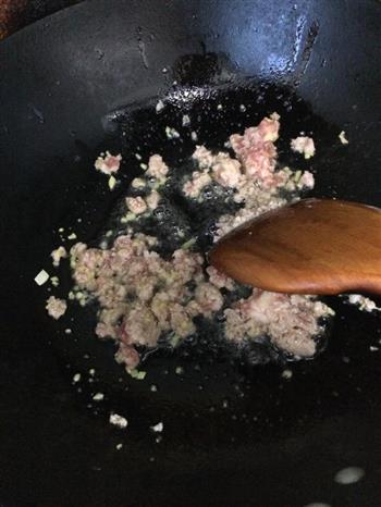 肉末炒豌豆的做法图解5