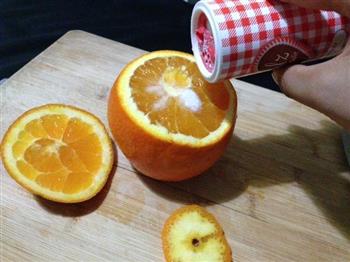 盐蒸橙子—止咳化痰超有效的做法步骤2
