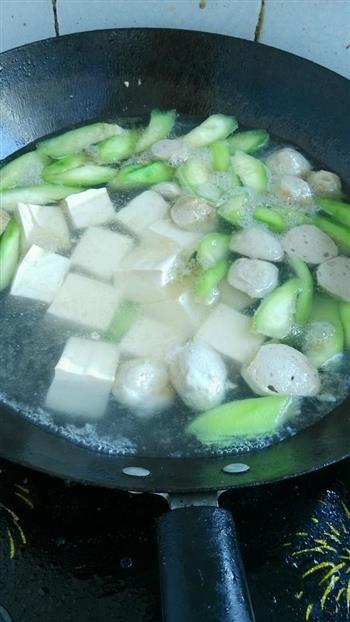 丝瓜豆腐肉丸汤的做法图解7