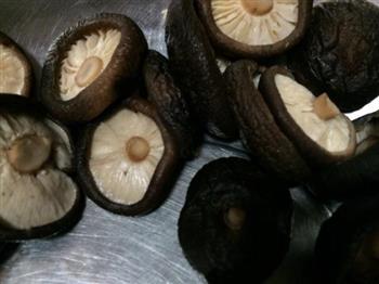 香菇酿肉的做法图解2