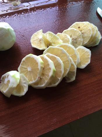 柠檬蜜的做法图解2