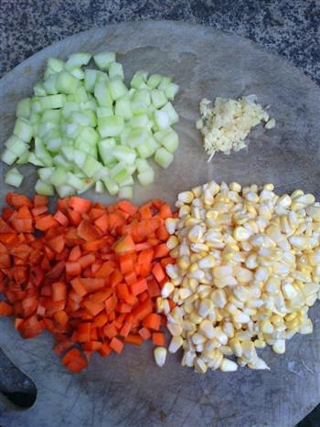 三色蔬菜丁的做法图解2