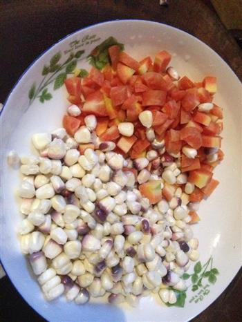 玉米沙拉的做法步骤1