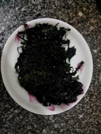 金针菇紫菜蛋花汤的做法步骤2