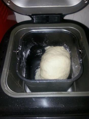 面包机版奶香土司的做法步骤2