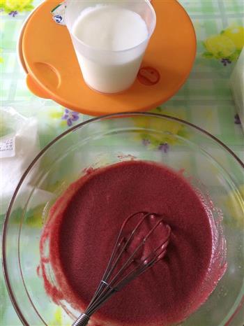 红丝绒蛋糕的做法步骤5