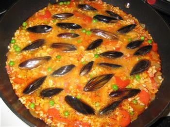 西班牙海鲜大锅饭的做法图解11