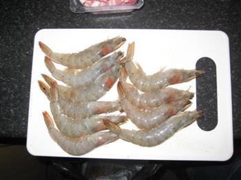 西班牙海鲜大锅饭的做法步骤3