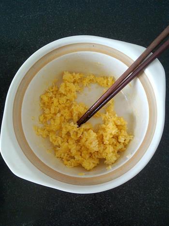 微波炉黄金蛋炒饭的做法步骤6
