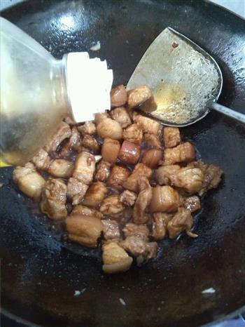 土豆烧肉块的做法步骤10