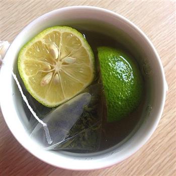 冰爽柠檬茶的做法步骤4