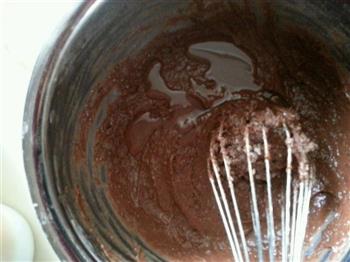 巧克力海绵蛋糕的做法步骤4