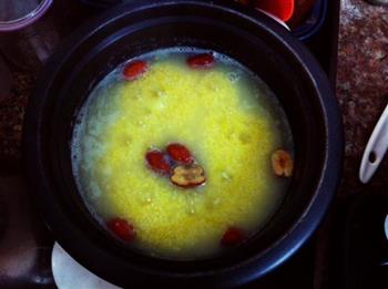 黄色系-玉米渣儿小米粥的做法图解4
