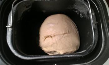 奶酪酸奶面包的做法步骤2