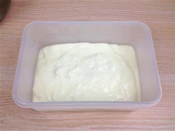 椰丝牛奶小方糕的做法步骤7