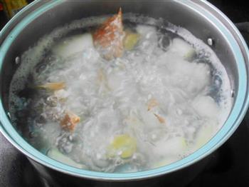 开胃解暑-冬瓜双花海鲜汤的做法步骤5