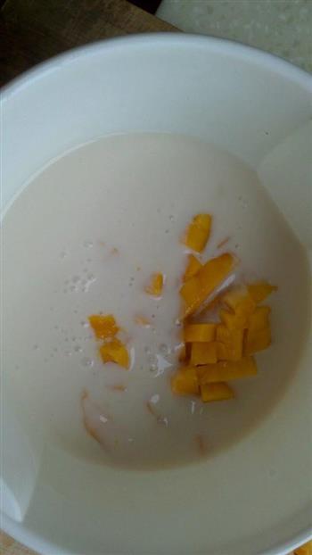 芒果酸奶冰激凌的做法步骤3