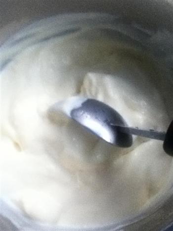 香草冰淇淋甜筒的做法步骤6