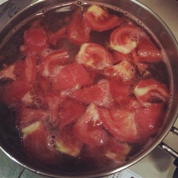 番茄牛肉汤的做法图解2