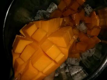 芒果西米水果捞的做法图解1