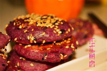 梦幻紫色的健康味道-紫薯芝麻饼的做法步骤5