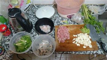 高蛋白吴氏海鲜粥的做法步骤2