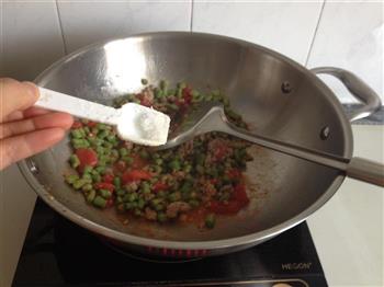 肉末豇豆焖面的做法步骤5