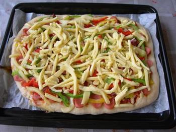 意式香肠披萨的做法步骤7