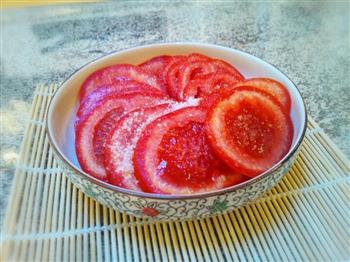 酸甜`清新可口-糖拌西红柿的做法步骤2