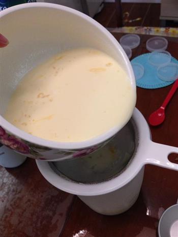 牛奶鸡蛋布丁的做法步骤4
