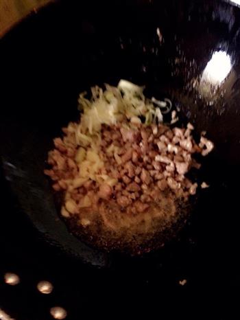 豆角焖饭的做法步骤5