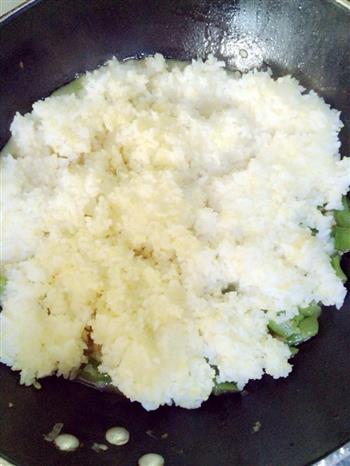 豆角焖饭的做法步骤7