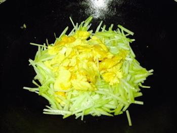 炒出水嫩鸡蛋-韭黄炒鸡蛋的做法步骤9